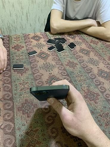 playstation 5 qiyməti: IPhone 12 Pro, Pacific Blue — 4