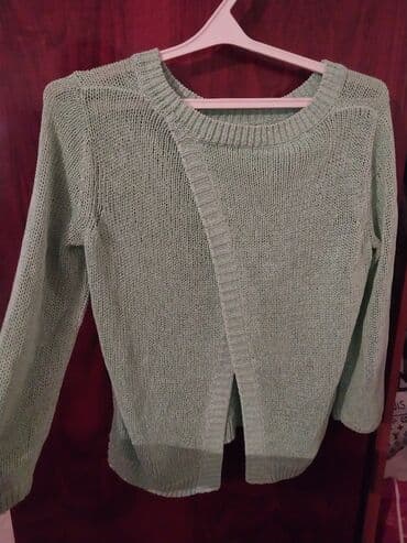 женские длинные кардиганы: Məhsul: Açıq yaşıl rəngdə qadın trikotaj sviter/kardiqan - Model: Ön — 2