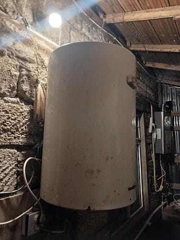 Ariston su qızdırıcı işlənmiş işlək vəziyyətdədir 80-lt GarantTerm