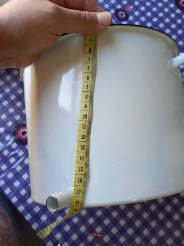 qab qaşiq: Qədimi sovet istehsalı .Yeni .2 li aşsünli şəkildə oldugu kimi.Aşsüzə — 7