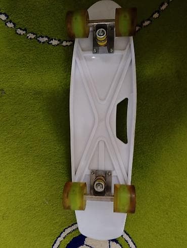 skeyt board: Plastik mini skeytbord (kruyzer tipli) - Gövdə: möhkəm ağ plastik — 3