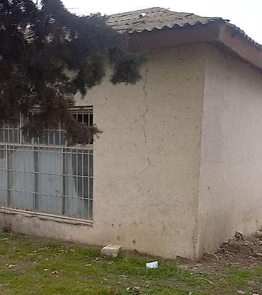 Mağaza satılır. Sənədləri qaydasındadır. Köhnə tikilidir lakin həm
