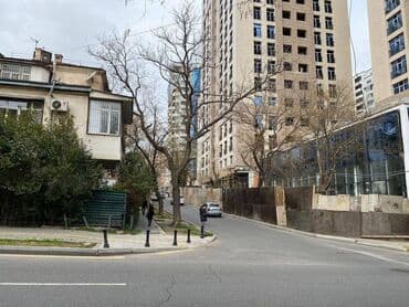 lokbatanda yeni tikilen binalar: Gənclik metrosuna yaxin yerləşən ümumi sahəsi 160 kv,m olan, obyekt — 5