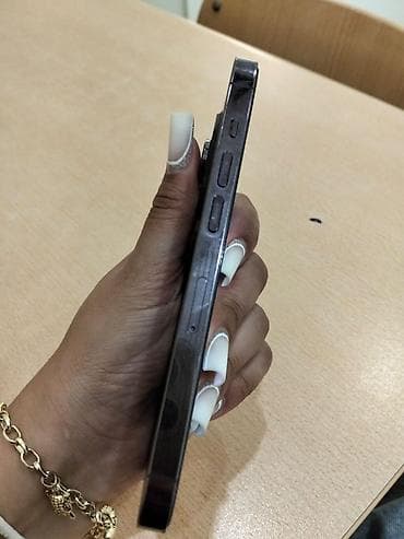 ipad air 2: IPhone 14 Pro, 256 GB, Qara, Face ID — 6