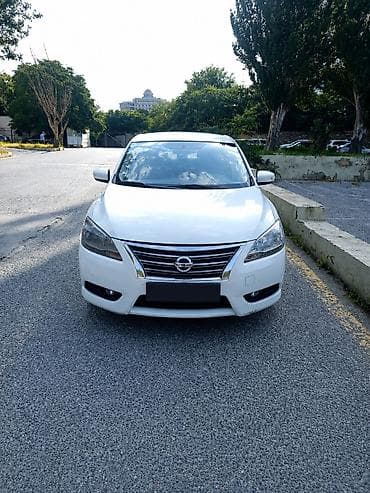 kond: Nissan Sentra: 1.8 l | 2014 il Sedan — 1