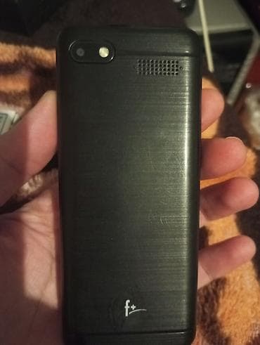 F+ düyməli mobil telefon Xüsusiyyətlər: - Korpusu: ön hissə gümüş — 2