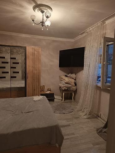 merdekanda ev: Evimi təcili satiram Xirdalanda 11 nömrəli məktəbin yanında.51 kv — 2