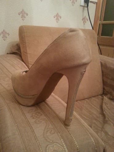 бежевые босоножки на тракторной подошве: Размер: 36, цвет - Бежевый, Новый — 3