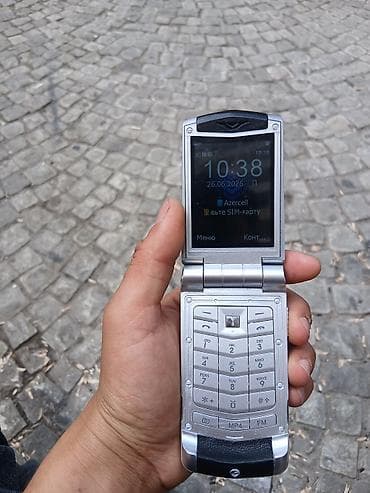 mini pirinter: Klassik qapaqlı mobil telefon - Korpus: metalik gümüş rəngli çərçivə — 5