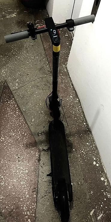 Elektrikli skuter - Şəhər içi rahat və səssiz hərəkət üçün kompakt