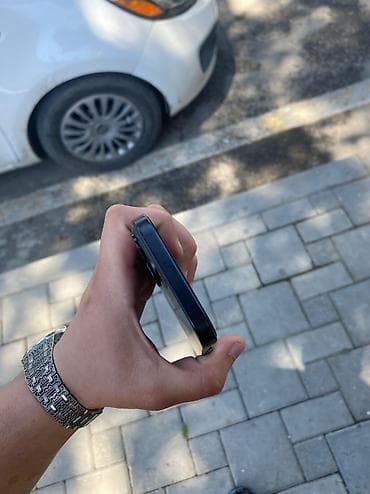 apple qulaqcıq: IPhone 15, 128 GB, Qara — 1