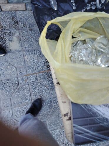 sederek ticaret merkezinde cilciraqlar: Çılçıraq, 8 lampa, Xrustal — 4