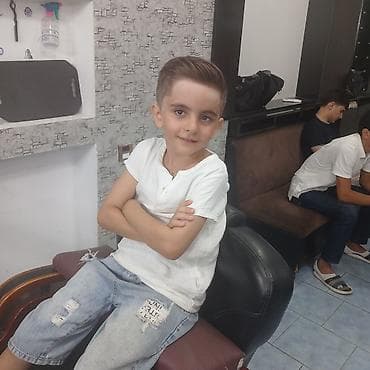 Ehtiyat hissələri: Salam . cox ekonom avtomobildir . barter olar . el krediti mumkundu — 8