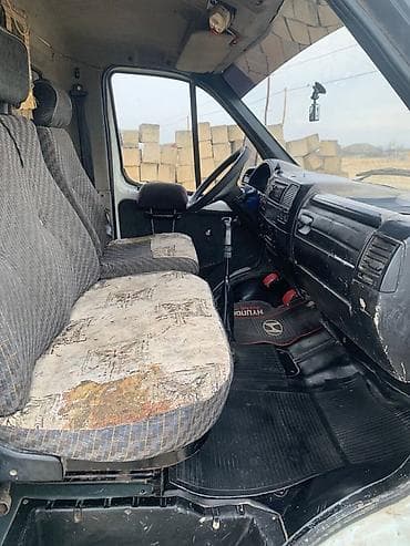 agir texnika: Yükdaşıma üçün qapalı kuzovlu kiçik tonnajlı yük maşını Hec bir — 7