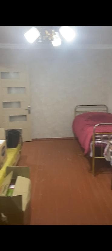 bileceride satdiq evler: Domafserin yani zabitler evinin yani merkezde 1 otaq 6 ci mertebenin — 7