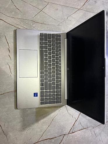 HP noutbuk – 15.6" ekranlı, gümüşü korpus əlavə proqramlar yüklənilib — 2
