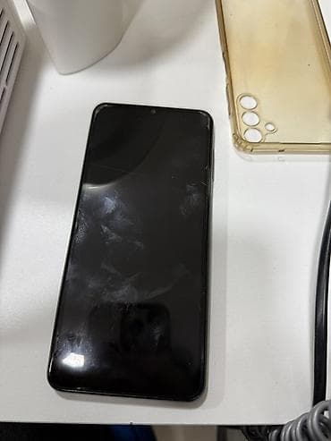 samsung 720: Samsung Galaxy A04 — 1