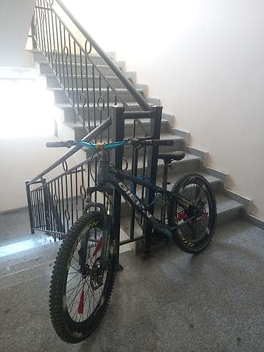bisiklet: Giern marka dağ velosipedi - Çərçivə: yüngül alaşımlı hardtail — 3