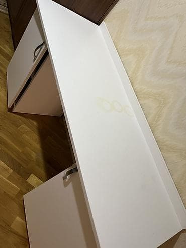 stul aliram: Kompüter masası, İşlənmiş, Açılmayan, MDF, Dördbucaq masa — 2