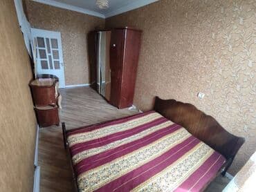 otaq yoldaşı qız: 20 yanvar metrosunun yaxınlığında şamaxinkada 5 mertebeli binanın — 5