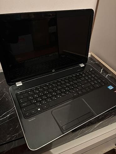usb yaddaş: HP Pavilion, 15.6 ", Intel Core i7, < 128 GB — 2