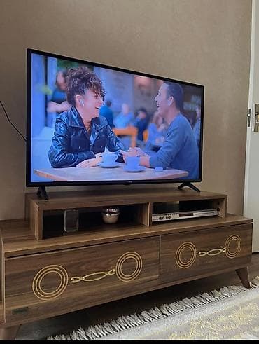 stranger things kinder joy: Saloglu tv alti əla veziyetde mdf qalin agir materyaldan 109 ekran tv — 1