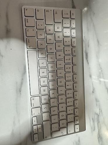 notebook bluetooth: Apple Wireless Keyboard (A1314) – AZƏRBAYCAN DİZİLİŞLİ - Kompakt — 1