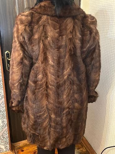 dest geyim: Norka Qadın kürkü – qəhvəyi rəngli, uzunsov kəsim - Material: təbii — 3