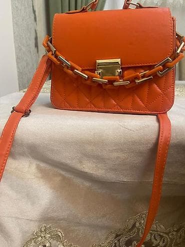 Eynəklər: Çiyin çantası, Yeni — 1