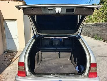 mercedes disk per page 40: Mercedes-Benz C-Class: 2.4 l | 1997 il Universal — 7