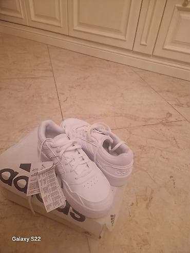 krosofka: Adidas, Ölçü: 39, rəng - Ağ, Yeni — 2