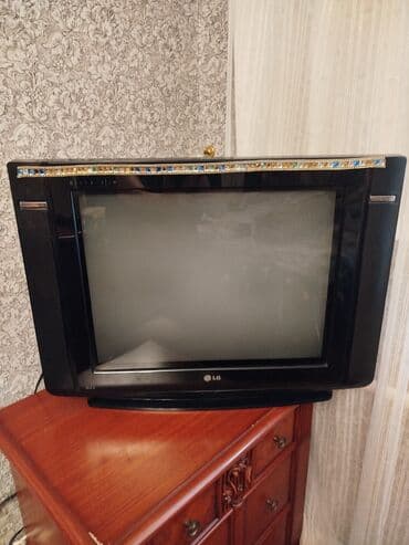 powerluxe tv: Televizor LG 24" — 4