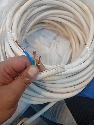 type c adapter: 3*2,5 ma kabel temirden artiq qalib 22metredir.30manat — 2