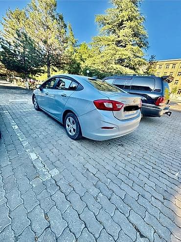 Nəqliyyat: Chevrolet Cruze: 1.4 l | 2017 il 196000 km Sedan — 2