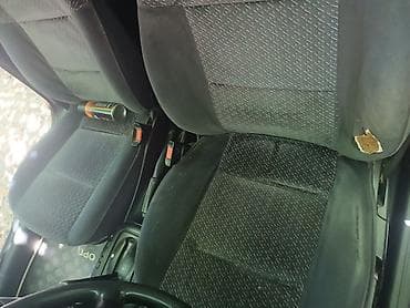 opel zafira b: Opel Vectra: 1.6 l | 1996 il 22345 km Sedan — 9