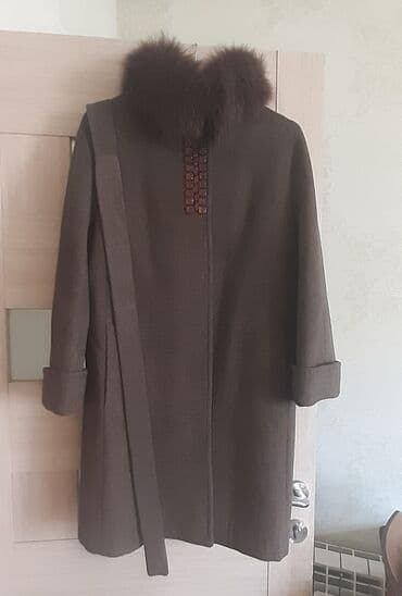 hicabli geyimler: Kaşmir palto.Çox az geyinilib.Əla vəziyyətdədir.Kəməri də — 1