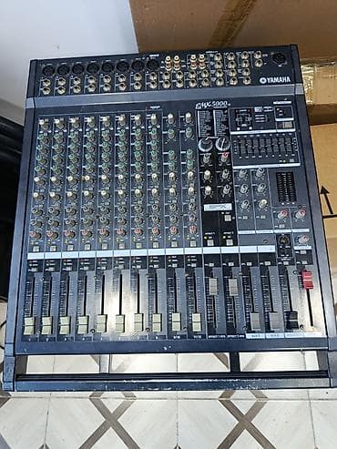 velosiped maşa: Yamaha EMX5000-12 gücləndiricili mikser - 12 mono mikrofon/giriş — 1