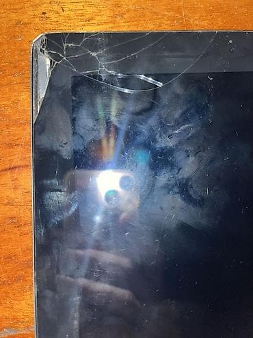 tablet sat: Apple iPad (MD523TU/A) – 32 GB, Wi‑Fi + Cellular Xüsusiyyətlər: - — 3