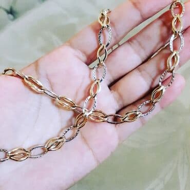 italyan qizili: Dəstə daxildir: Bilərzik, Sep, Sarı qızıl, 585 Əyar, 1714 g — 4