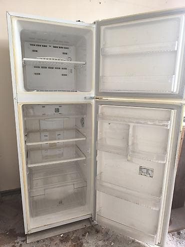 samsung soyuducu: İşlənmiş 2 qapılı Samsung Soyuducu Satılır, rəng - Ağ — 2