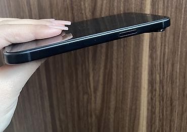 iphone 15 sadə: IPhone 15, 128 GB, Midnight, Barmaq izi, Simsiz şarj, Face ID — 5