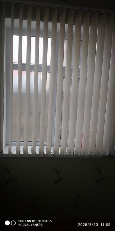 trikotaj parca: Şaquli jalüz pərdə kv.metrri 15 manat yeni kimidi alan gelib baxa — 3