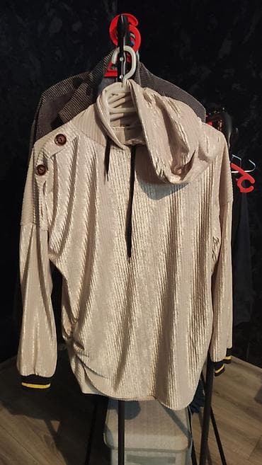 idman maykası: Idman dəsti – 2 müxtəlif model+2 sweatshirt 
hamisi 25 azn — 8