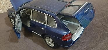 Porsche Cayenne S – Maisto 1:18 die-cast model - Brend/model: Maisto — 4