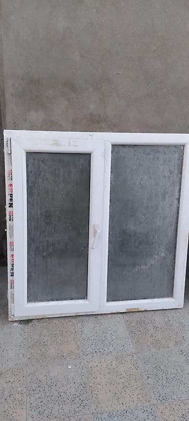 PVC pəncərə - Material: ağ PVC profil - İki bölməli konstruksiya: sağ