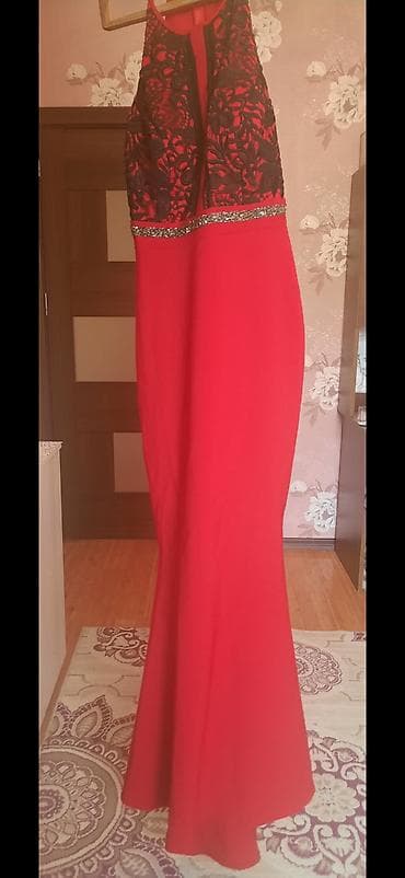 Qırmızı axşam/libas geyimi - Uzun model, aşağı hissəsi düz və axırda