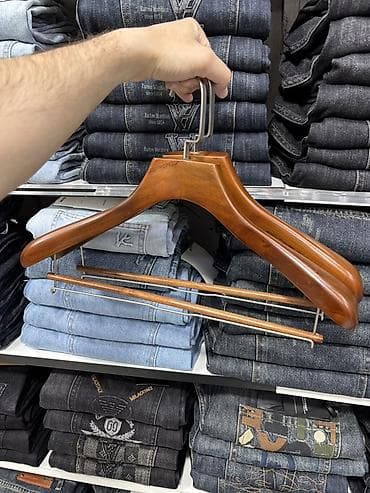 1i 16manat 2si 25manat Ağacdan ikiqat şalvar asqısı - Material