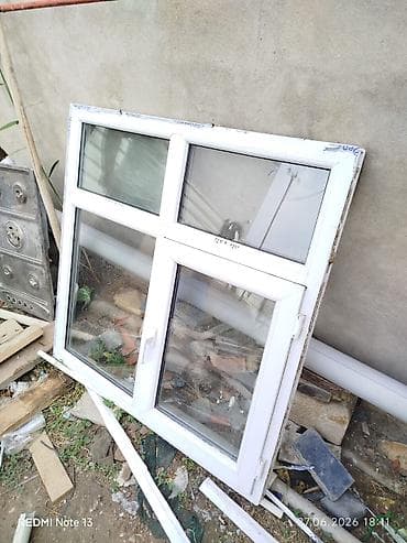 PVC pəncərə dəsti - Material: ağ PVC profil - Konfiqurasiya: aşağı