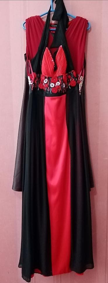 İkinci əl paltarlar. Əla vəziyyətdə