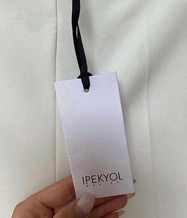 Ipek yol markasidir yenidir 38 razmer. 180 azn — 3